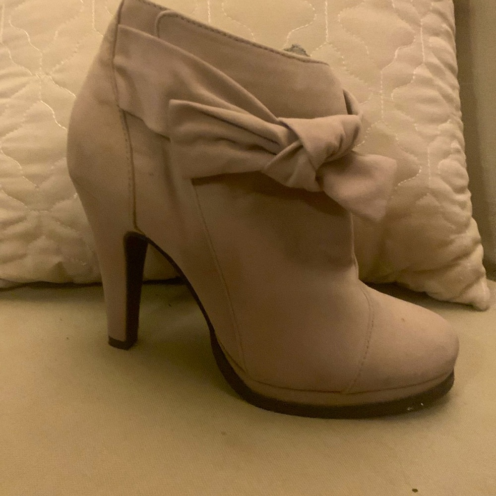 Beige suade booties